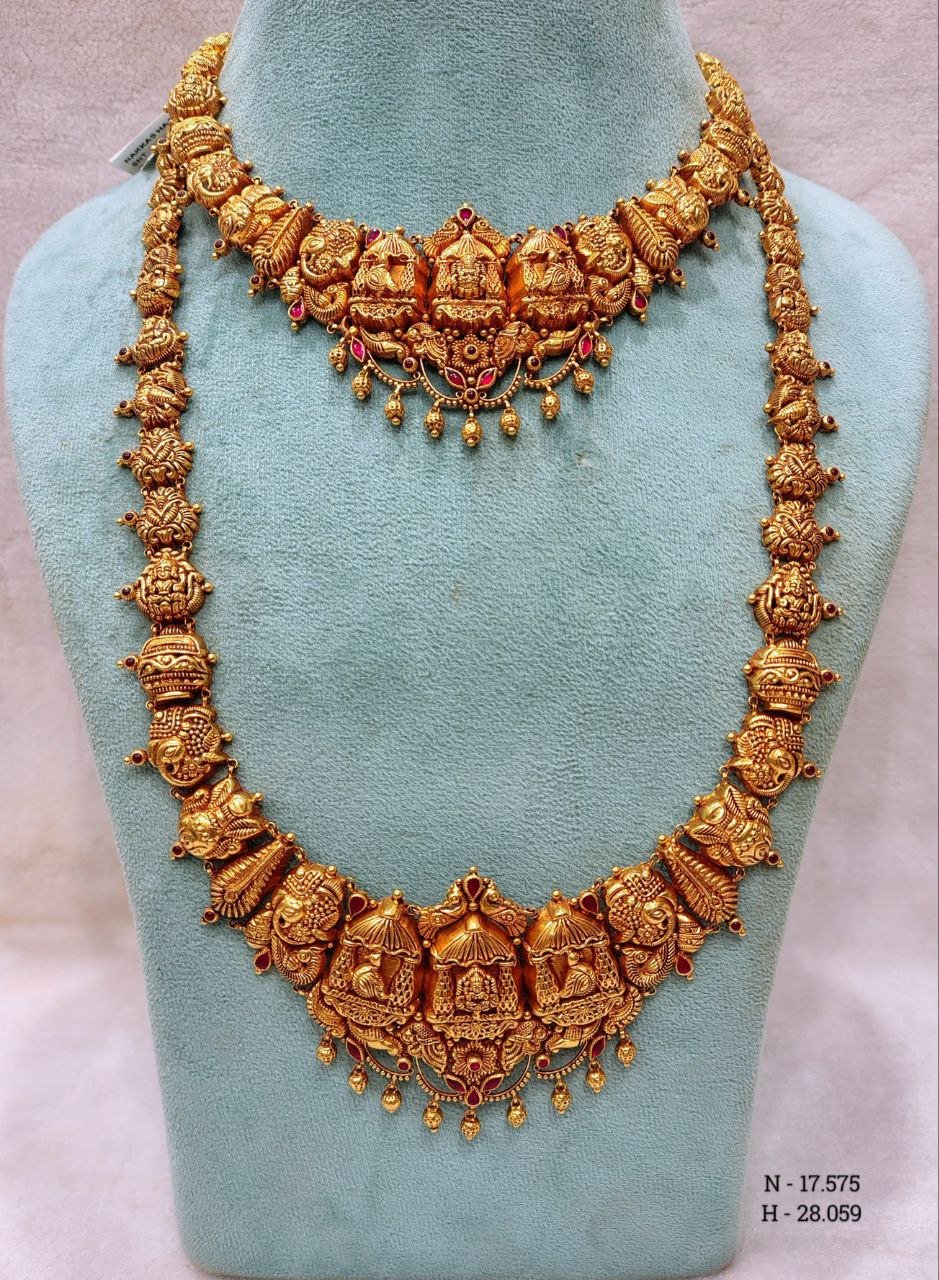 Gold bangle set